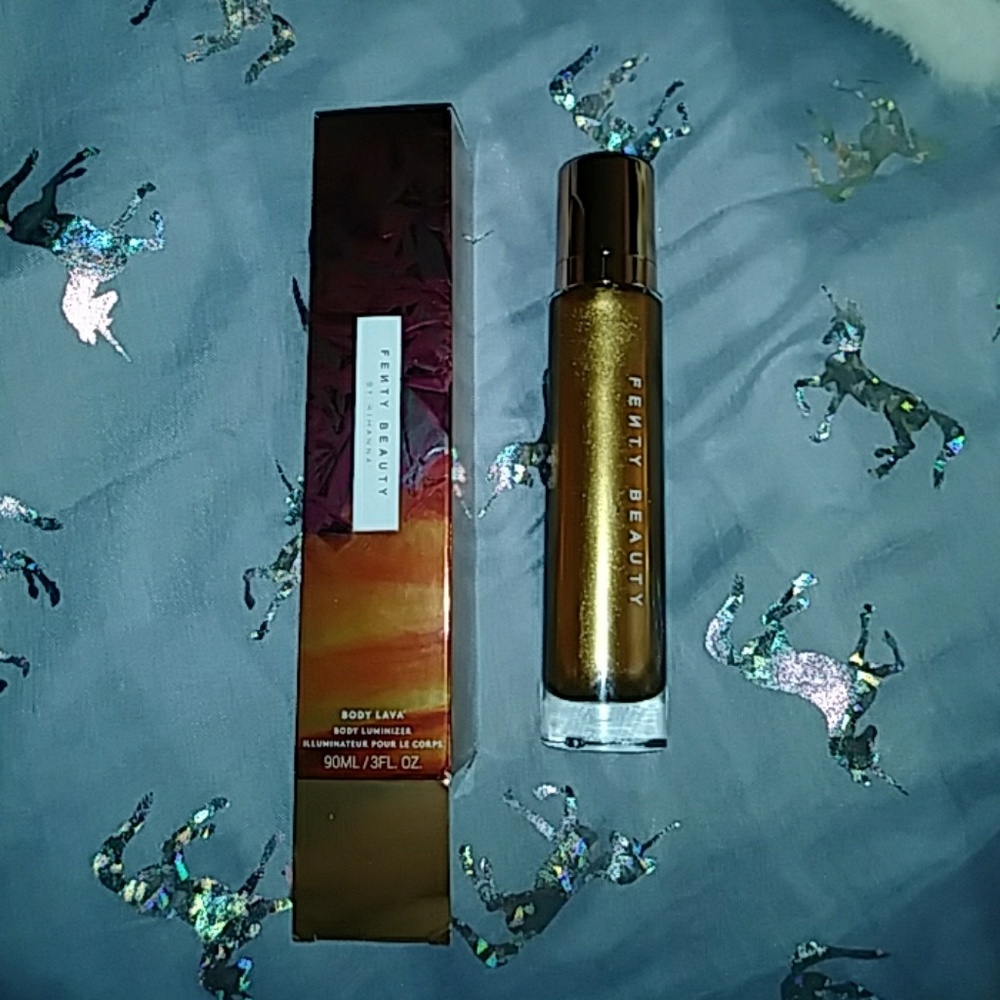 Reserved Fenty body lava BNIB